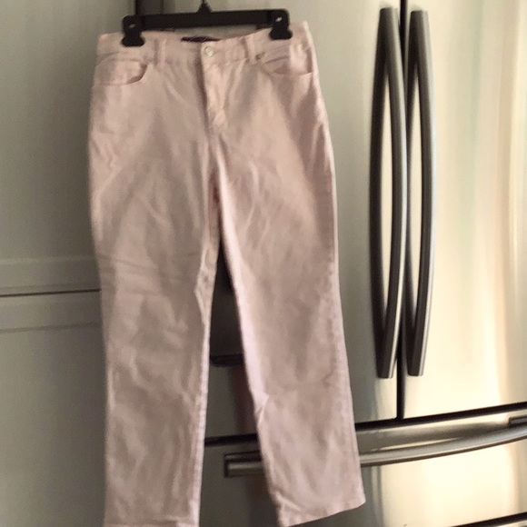 Gloria Vanderbilt Amanda petite Blush jeans. 25” inseam size 8P - Picture 4 of 4